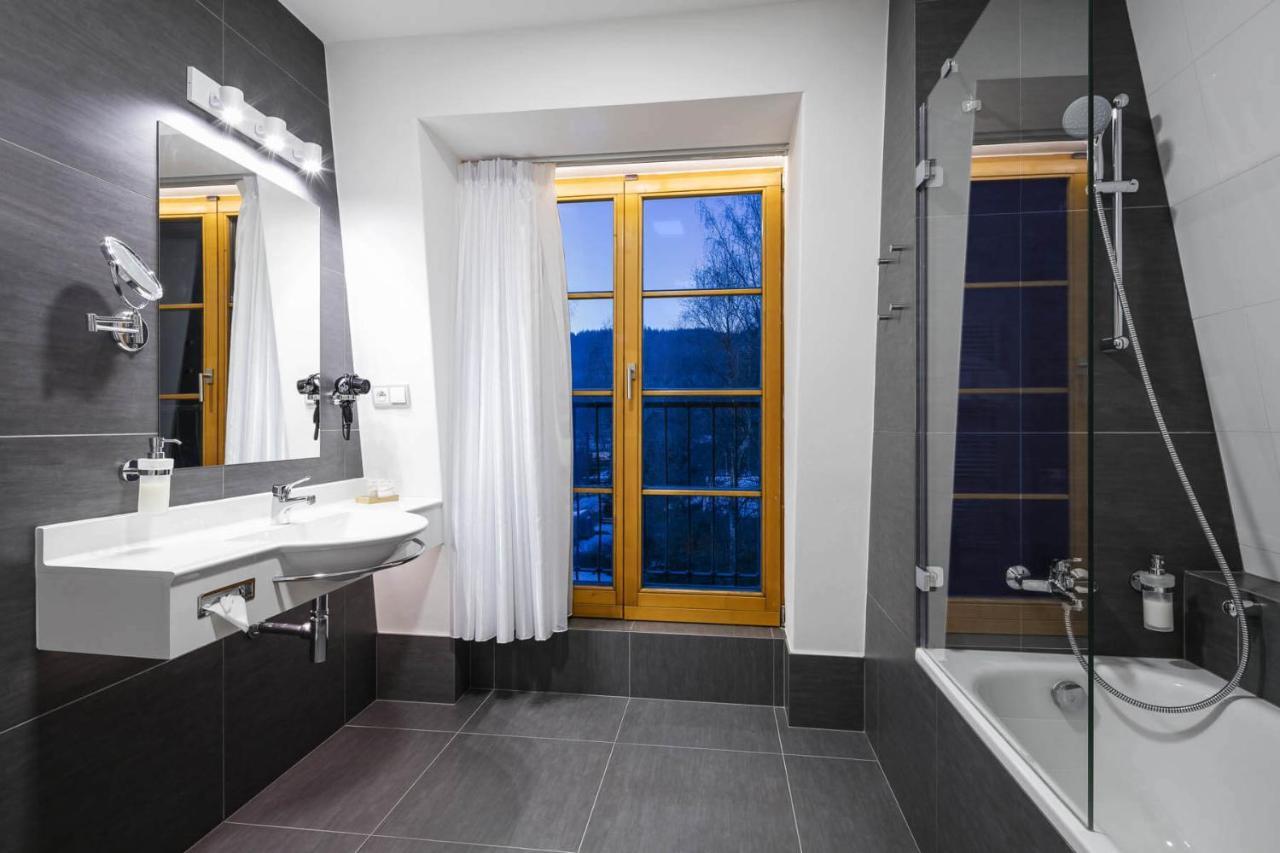 Hotel Ostrov Tisá المظهر الخارجي الصورة