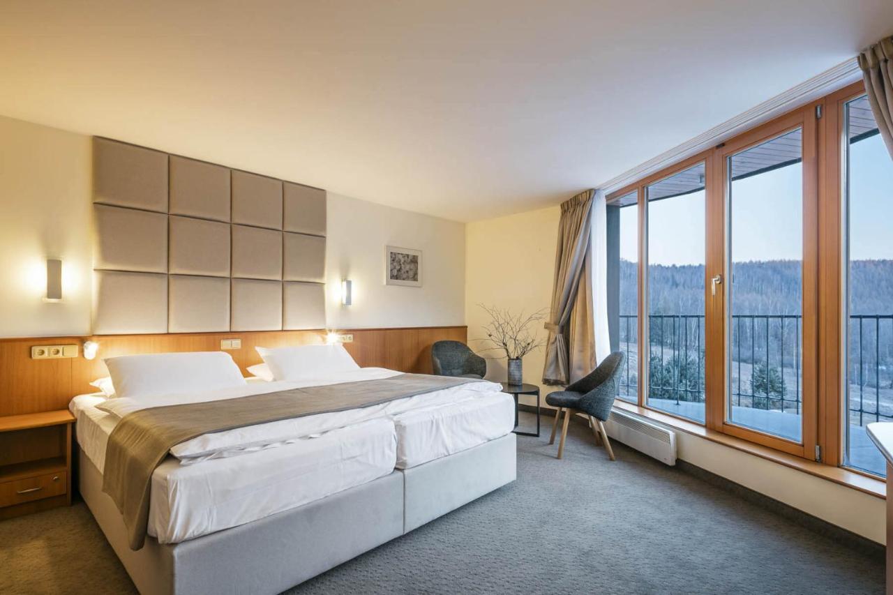 Hotel Ostrov Tisá المظهر الخارجي الصورة
