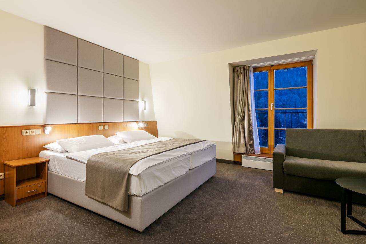 Hotel Ostrov Tisá المظهر الخارجي الصورة